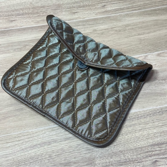 BRIGHTON / Your True Color Gold Iridescent Carry All Pouch - Picture 6 of 8